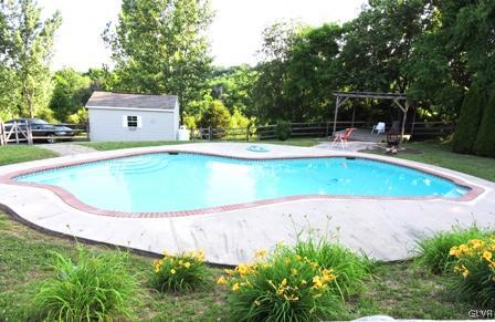 700 Franklin Hill Road Bangor, PA 18013 - Photo 2 of 31 Gallery Image 2