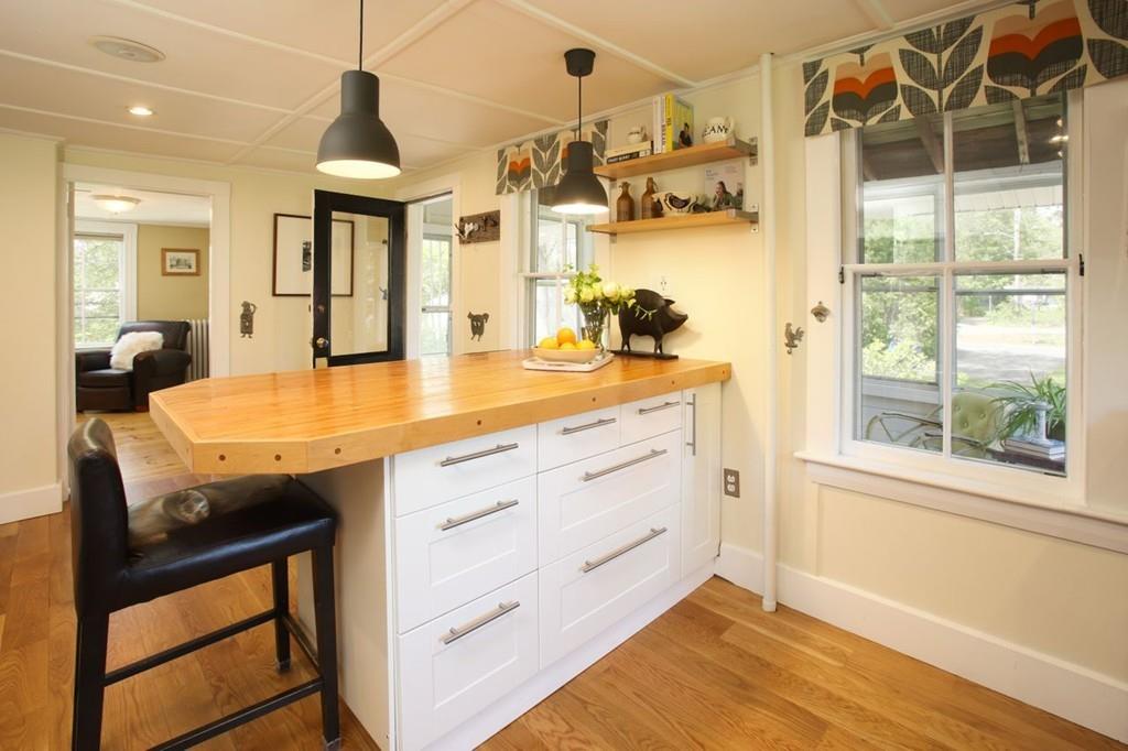 52 Rocky Hill Road Andover, MA 01810 - Photo 7 of 30 Gallery Image 7