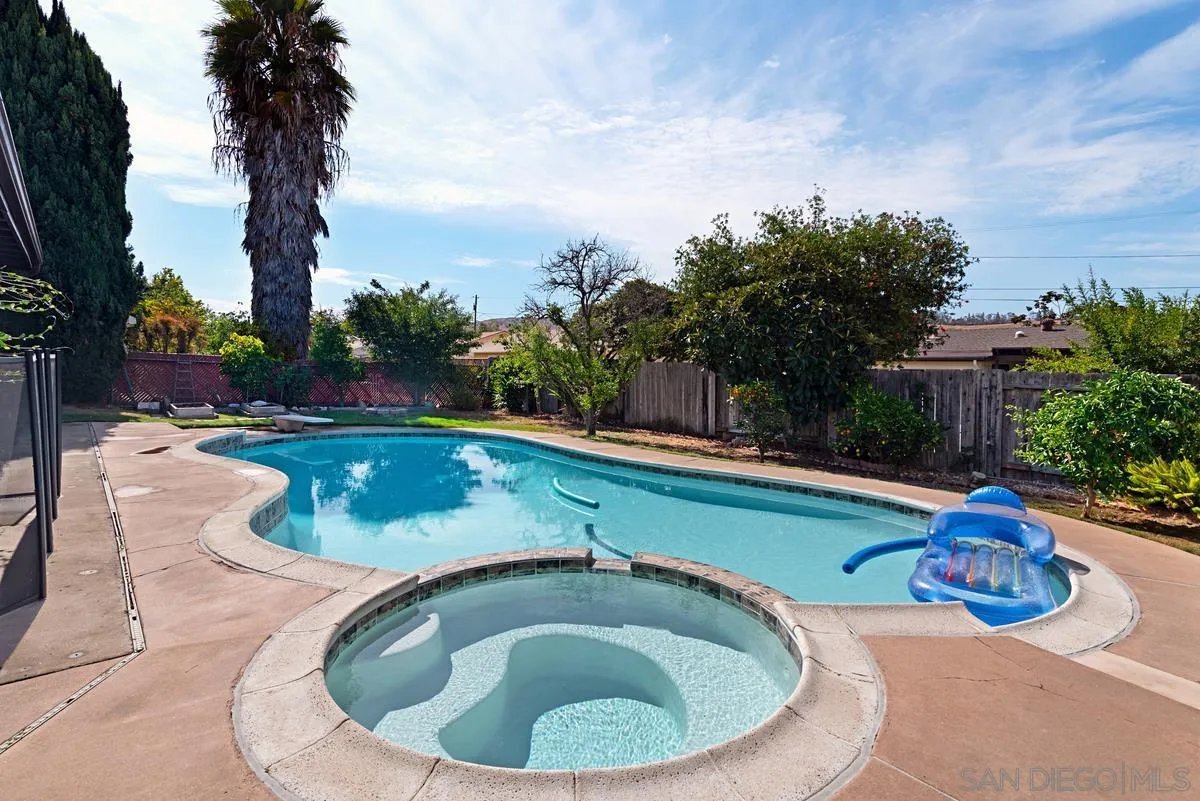 12715 Roca Grande Drive Poway, CA 92064 - Photo 1 of 25 Gallery Image 1