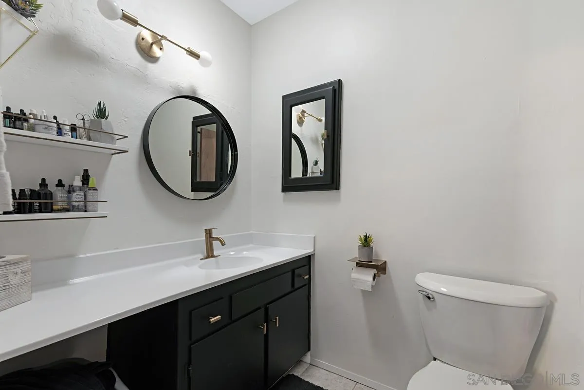 12715 Roca Grande Drive Poway, CA 92064 - Photo 16 of 25 Gallery Image 16