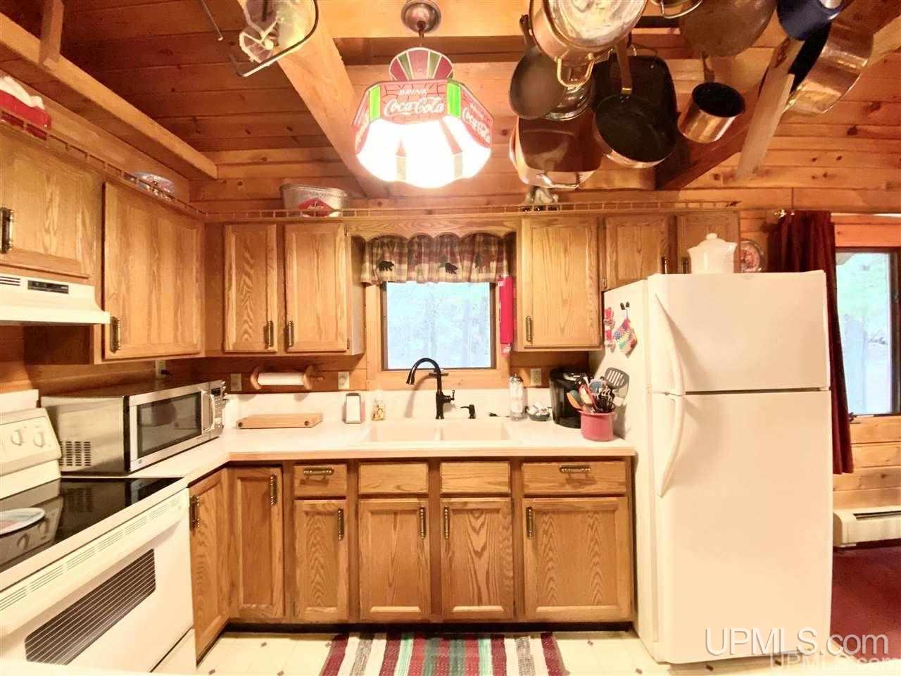 6164 G5 Road Escanaba, MI 49829 - Photo 10 of 33