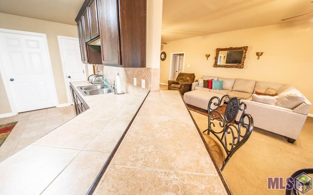 9441 Lockhart Road Denham Springs, LA 70726 - Photo 13 of 37 Gallery Image 13