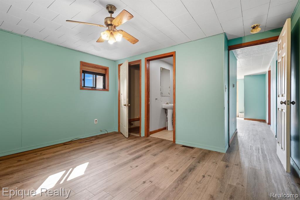 1526 Main Street Snover, MI 48472 - Photo 14 of 33 Gallery Image 14