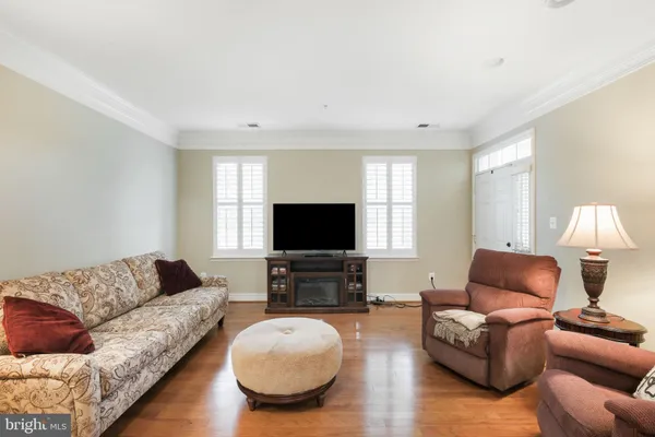 $2,995 | 308 Orchard Ridge Drive, Unit 308, Gaithersburg, MD 20878