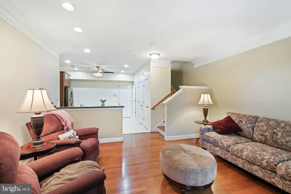 $2,995 | 308 Orchard Ridge Drive, Unit 308, Gaithersburg, MD 20878