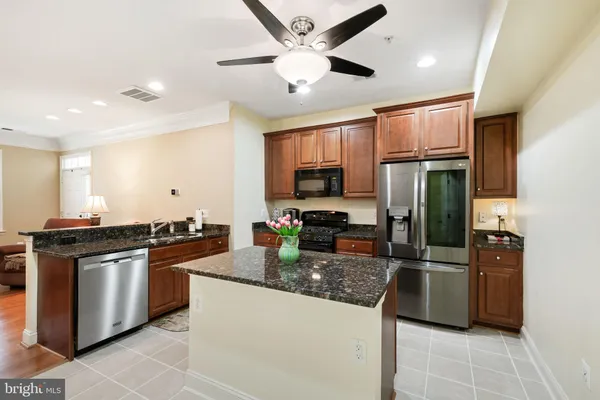 $2,995 | 308 Orchard Ridge Drive, Unit 308, Gaithersburg, MD 20878