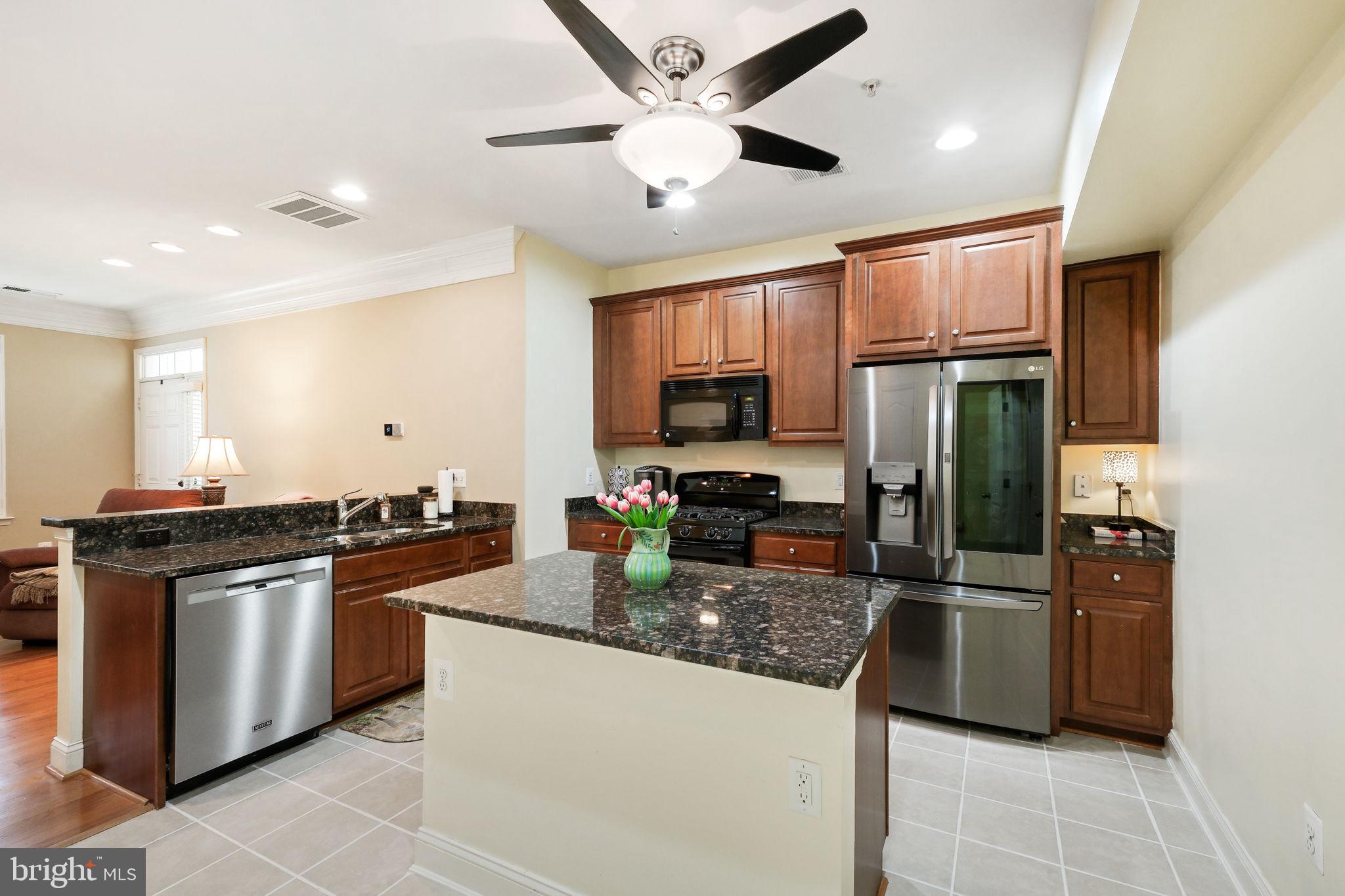 308 Orchard Ridge Drive, Unit 308 Gaithersburg, MD 20878 - Photo 7 of 24