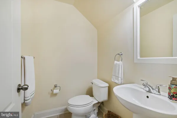 $2,995 | 308 Orchard Ridge Drive, Unit 308, Gaithersburg, MD 20878