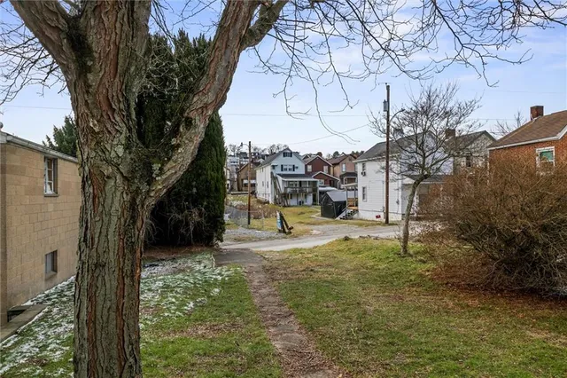 $128,000 | 325 Walnut Street, Vandergrift, PA 15690