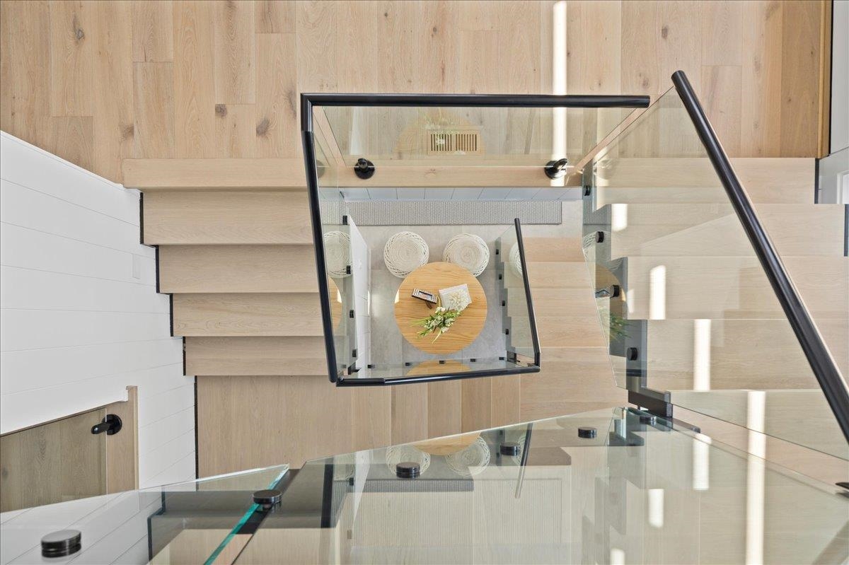 83 25th Street East Avalon, NJ 08202 - Photo 41 of 47 a bathroom with a bathtub