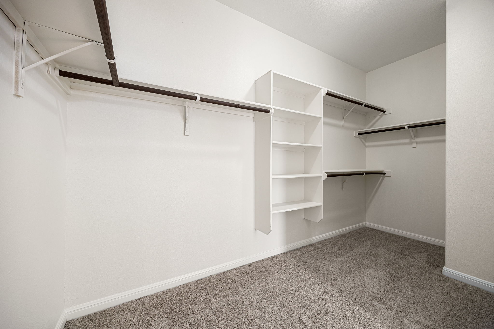 304 Santa Maria Street Georgetown, TX 78628 - Photo 15 of 40