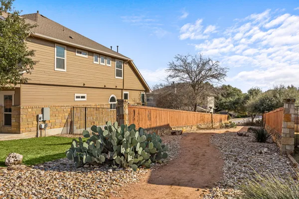 $500,000 | 304 Santa Maria Street, Georgetown, TX 78628