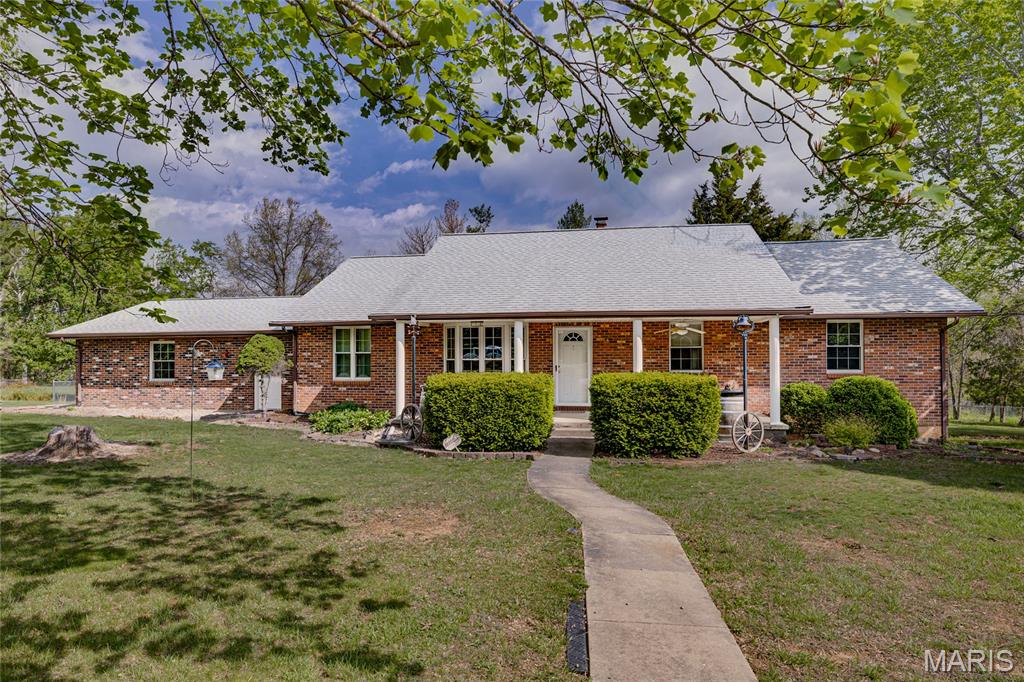 3327 Burton Road Farmington, MO 63640 - Photo 1 of 35