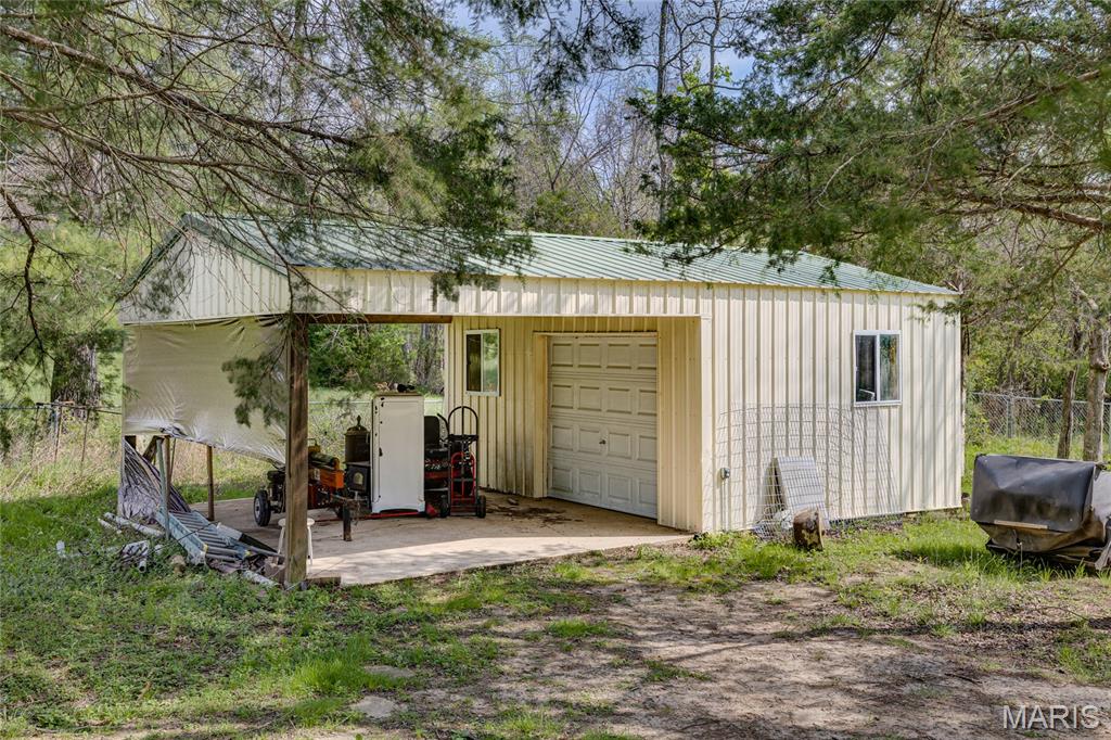 3327 Burton Road Farmington, MO 63640 - Photo 28 of 35