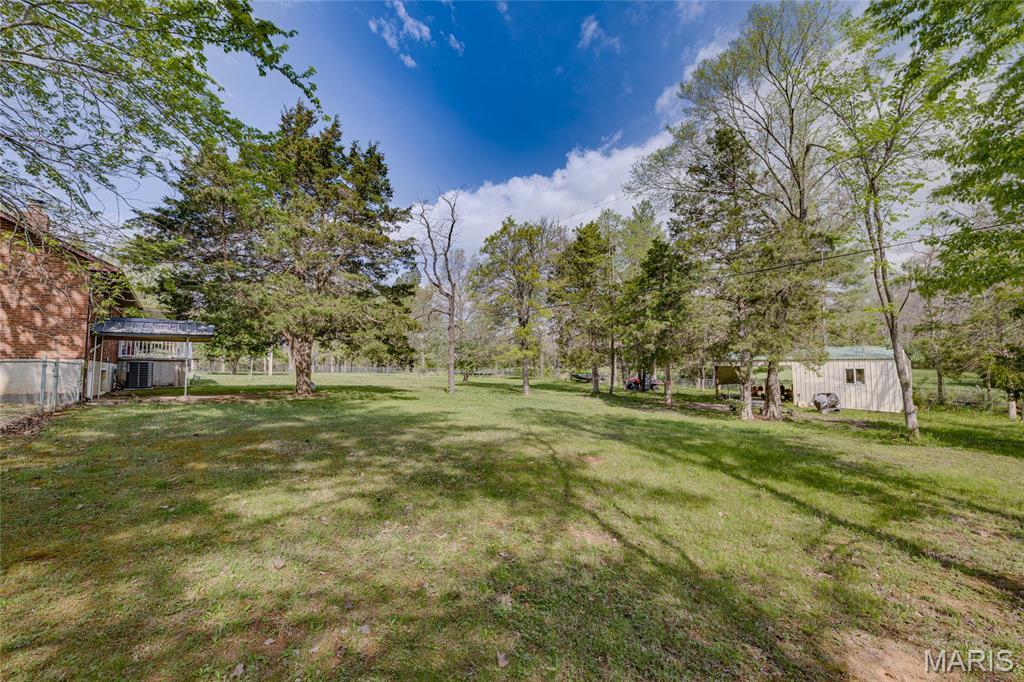 3327 Burton Road Farmington, MO 63640 - Photo 4 of 35