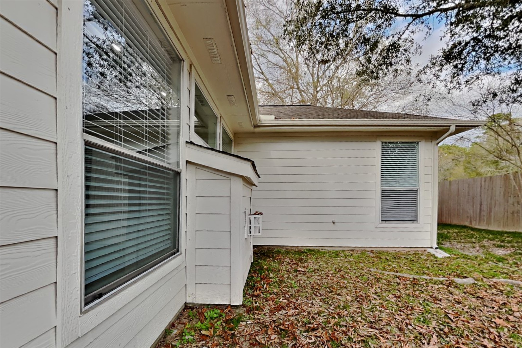 2014 Ridgeway Park Drive Houston, TX 77339 - Photo 18 of 19 a view of front door of house