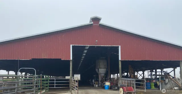 $6,000,000 | 32002 48th Avenue South, Roy, WA 98580