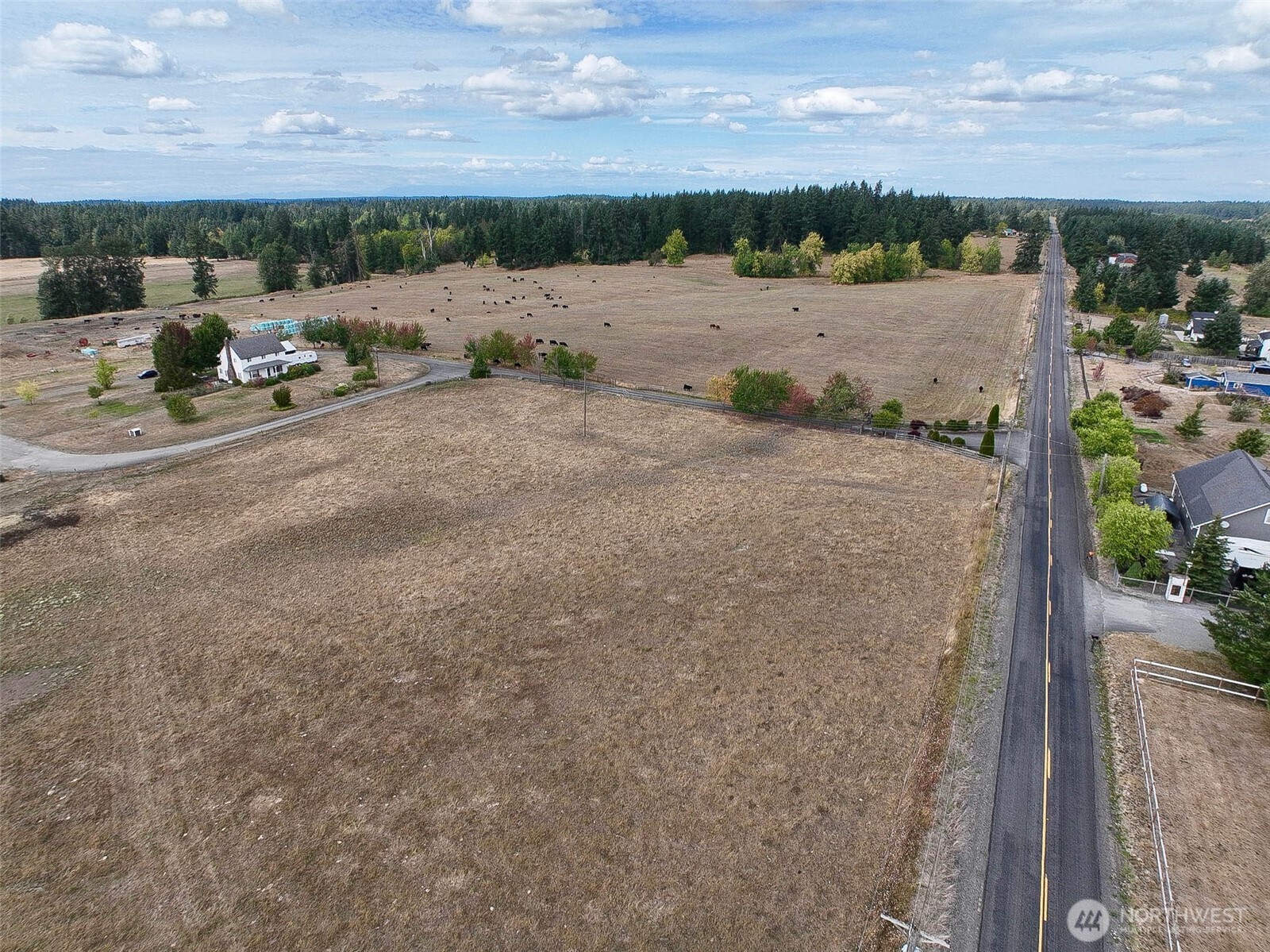 32002 48th Avenue South Roy, WA 98580 - Photo 29 of 40 a view of a dry yard with wooden fence