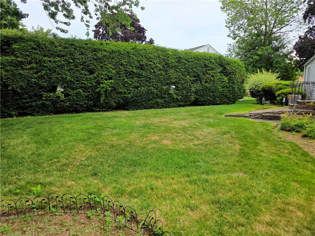 40 Russet Way Cranston, RI 02920 - Photo 35 of 35
