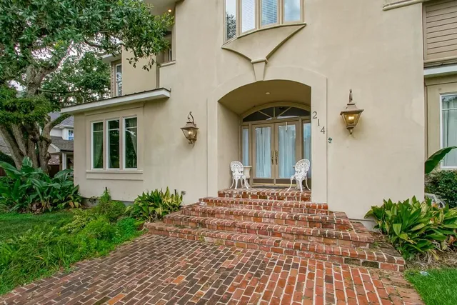 $1,200,000 | 214 Sauve Road, River Ridge, LA 70123