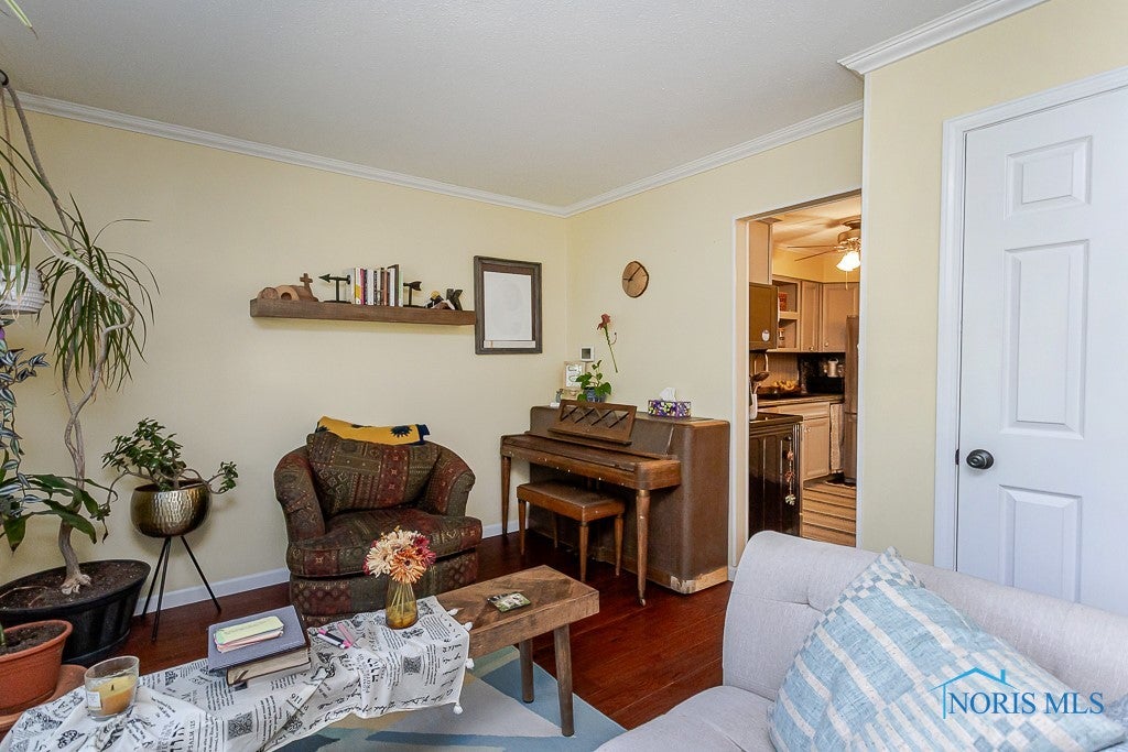 28367 Simmons Road Perrysburg, OH 43551 - Photo 7 of 23 Gallery Image 7