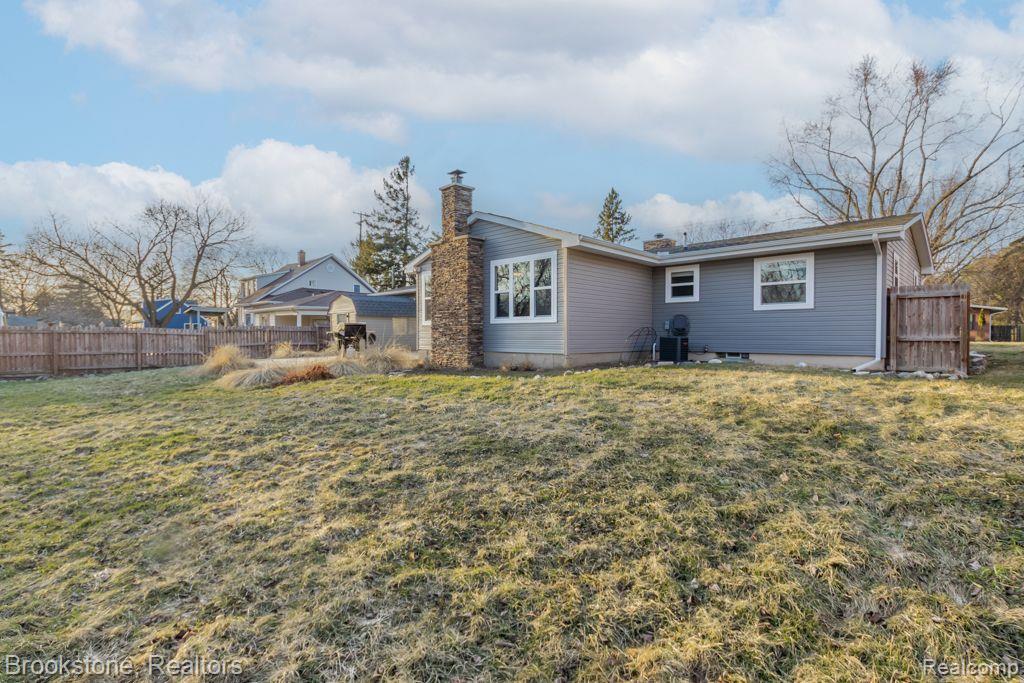 406 5th Street Fenton, MI 48430 - Photo 41 of 43 Gallery Image 41