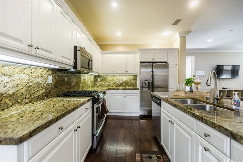 52 Peony Irvine, CA 92618 - Photo 15 of 53