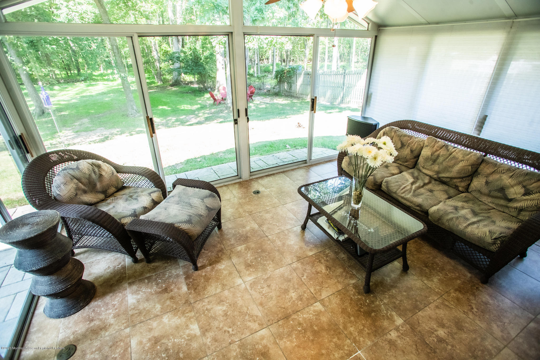 8 Robinson Road Morganville, NJ 07751 - Photo 17 of 39 14
