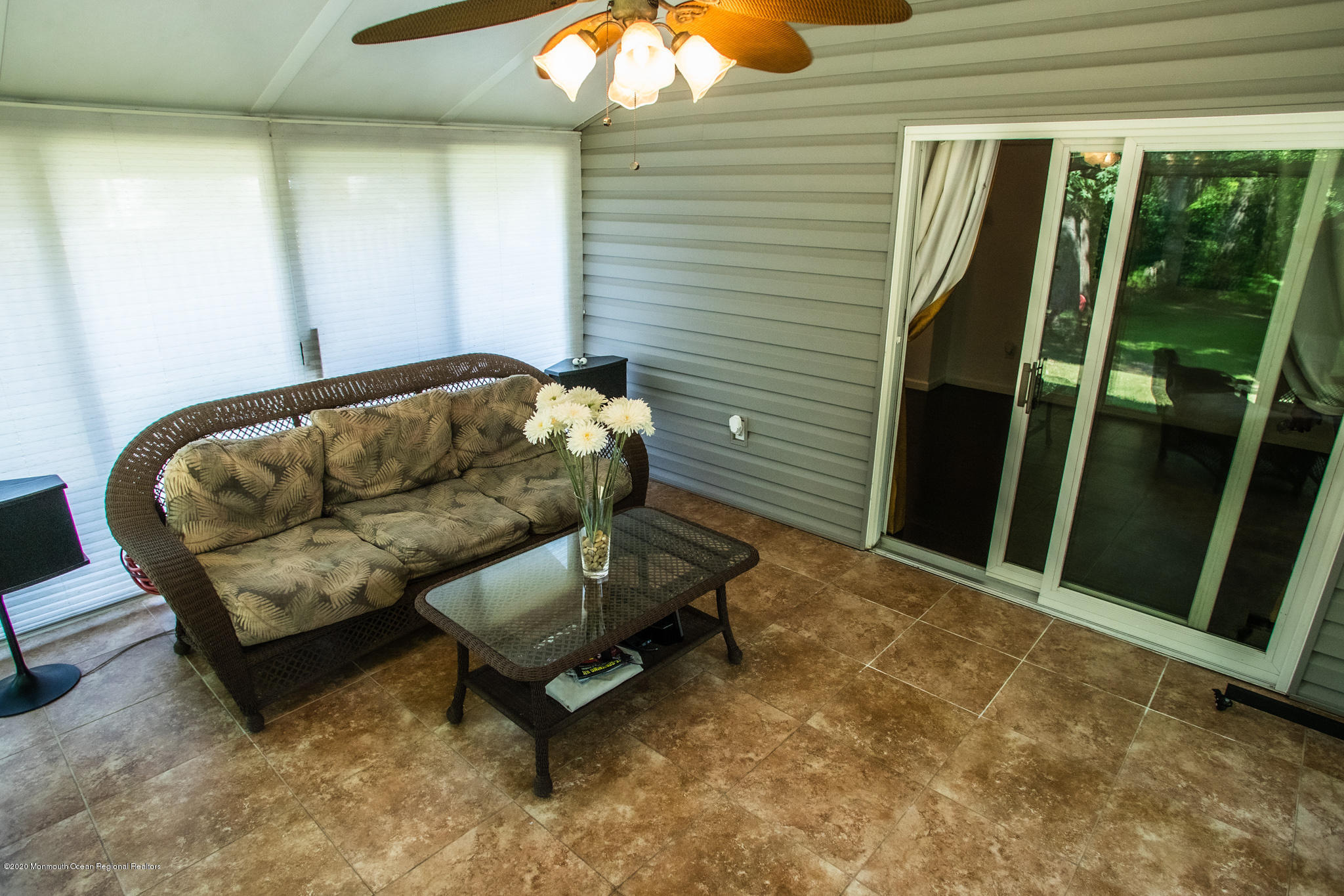 8 Robinson Road Morganville, NJ 07751 - Photo 18 of 39 15
