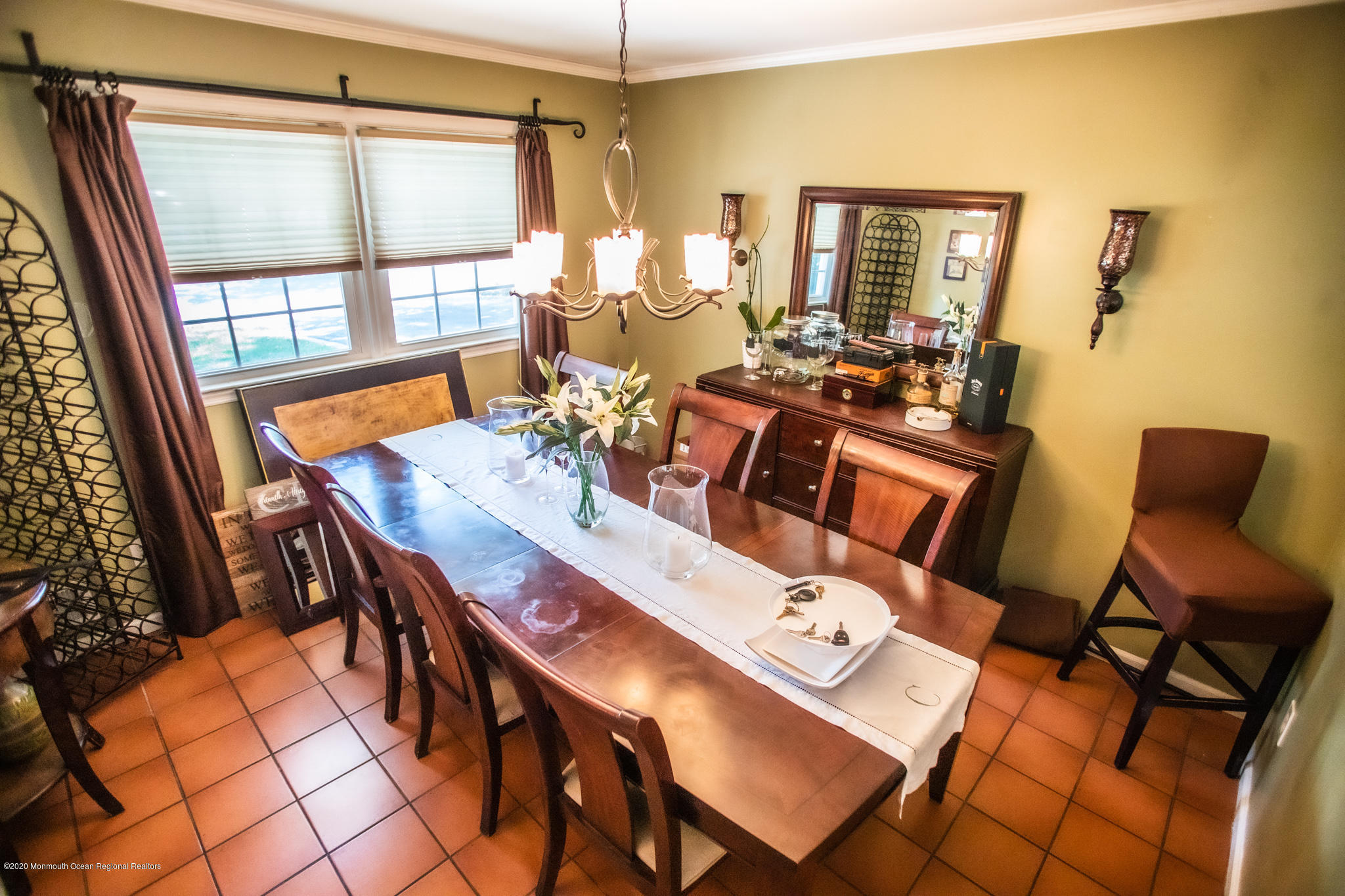8 Robinson Road Morganville, NJ 07751 - Photo 8 of 39 7