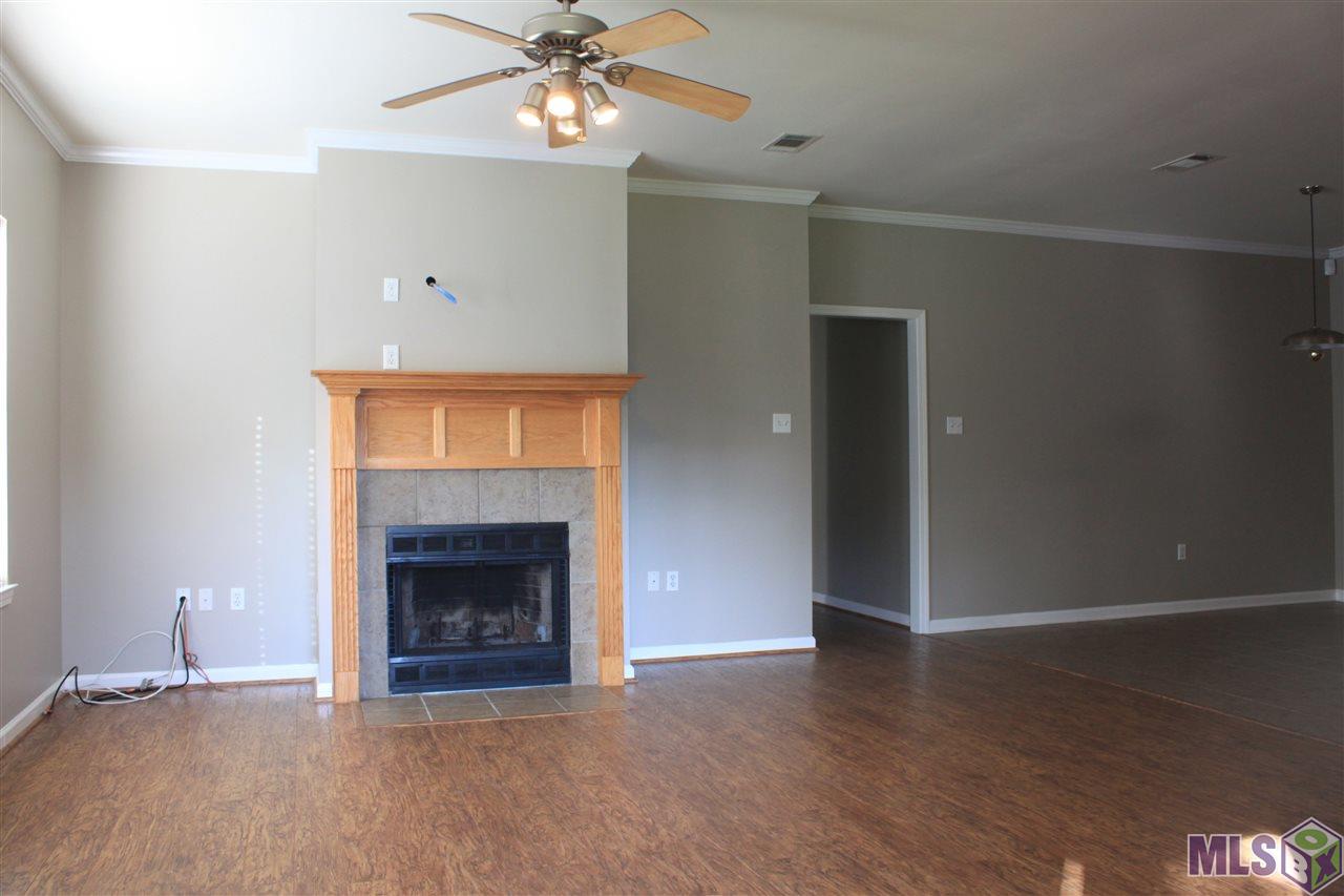 7826 Clover Ridge Avenue Baton Rouge, LA 70820 - Photo 3 of 17 Gallery Image 3