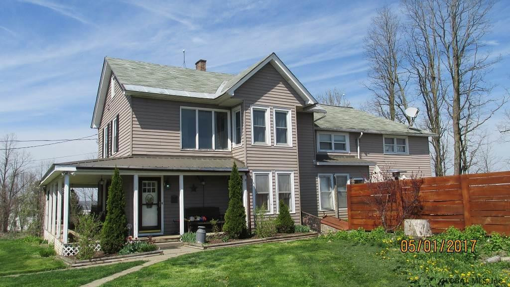 409 Sager Road Amsterdam, NY 12010 - Photo 1 of 25 Photo 1