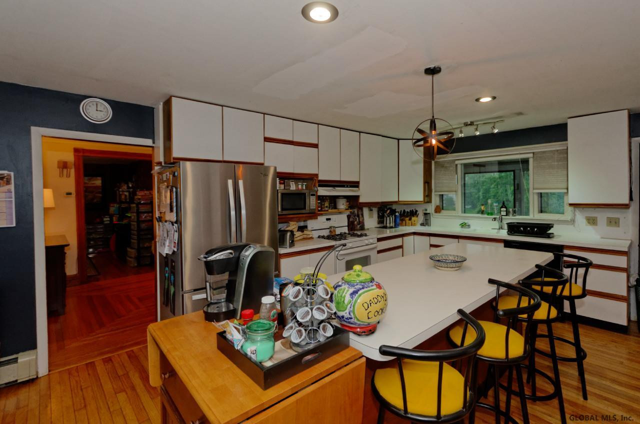 409 Sager Road Amsterdam, NY 12010 - Photo 11 of 25 Photo 11