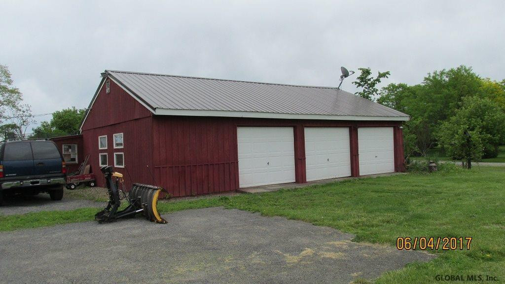 409 Sager Road Amsterdam, NY 12010 - Photo 2 of 25 Photo 2