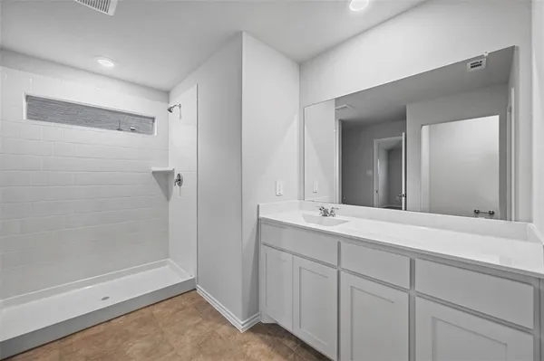 $2,450 | 9504 Drifting Sand Drive, Fort Worth, TX 76131