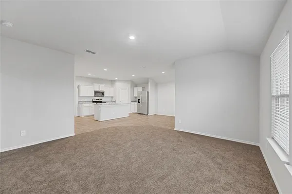 $2,450 | 9504 Drifting Sand Drive, Fort Worth, TX 76131