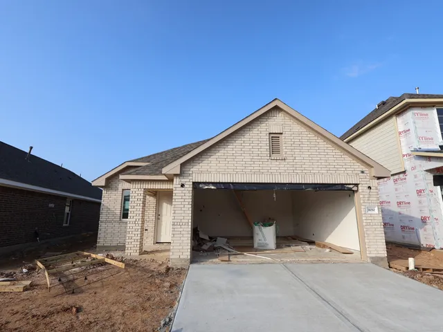 $345,990 | 31010 Newcomb Lndg Lane, Waller, TX 77484
