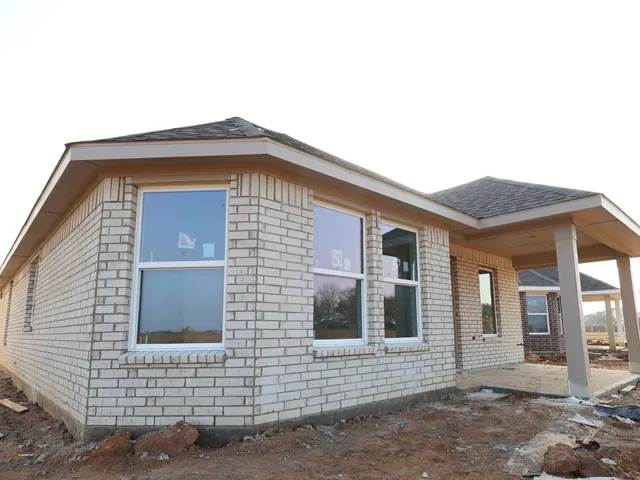 $345,990 | 31010 Newcomb Lndg Lane, Waller, TX 77484