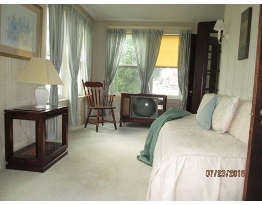 17 Thorndyke Road Worcester, MA 01606 - Photo 11 of 29