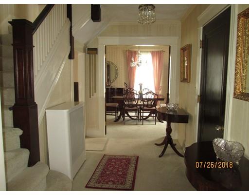 17 Thorndyke Road Worcester, MA 01606 - Photo 4 of 29