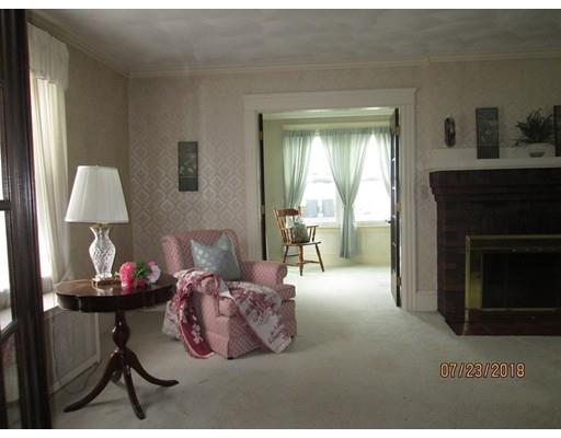 17 Thorndyke Road Worcester, MA 01606 - Photo 6 of 29