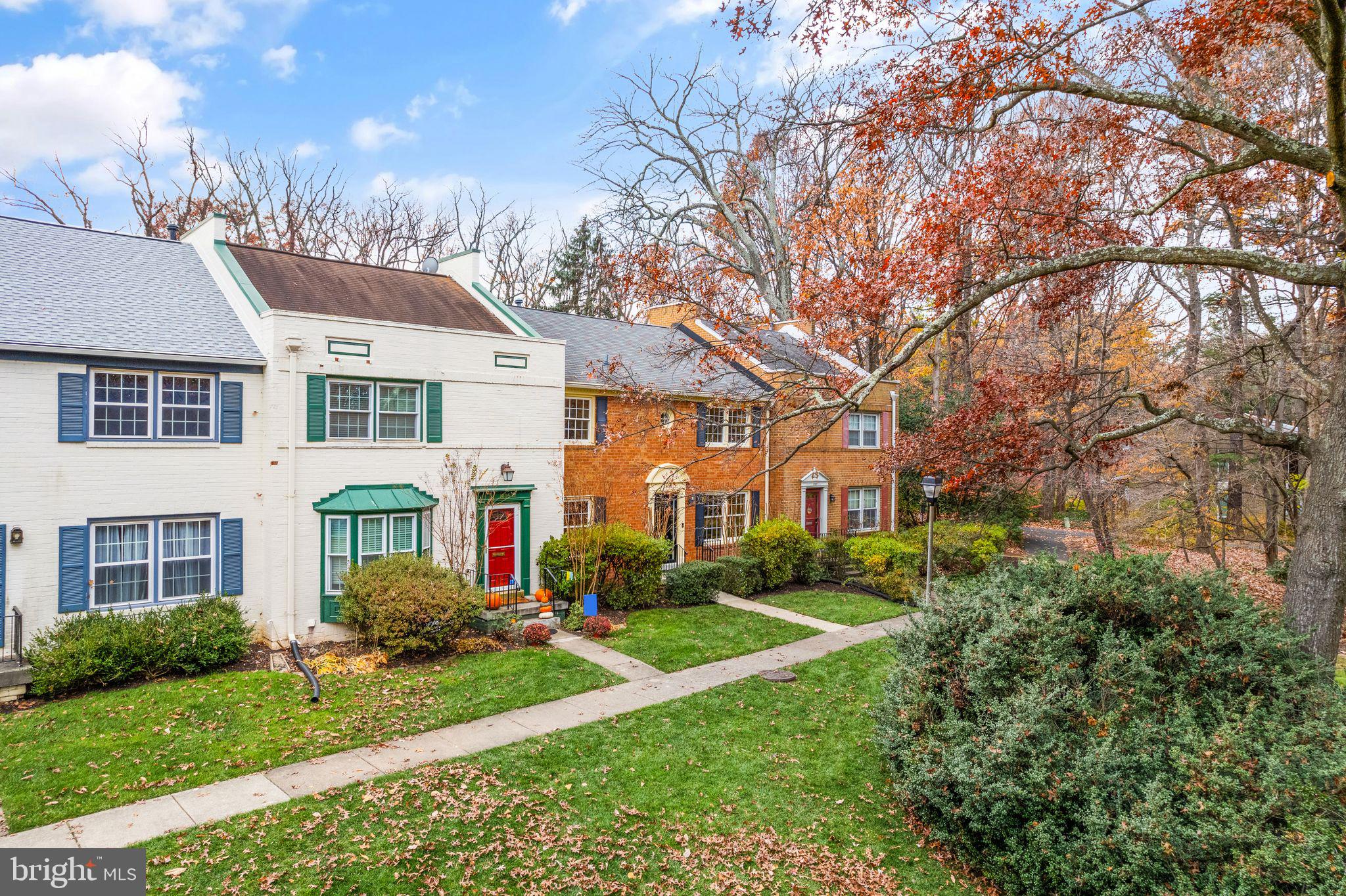 1803 Wainwright Drive Reston, VA 20190 - Photo 3 of 61 Exterior Front
