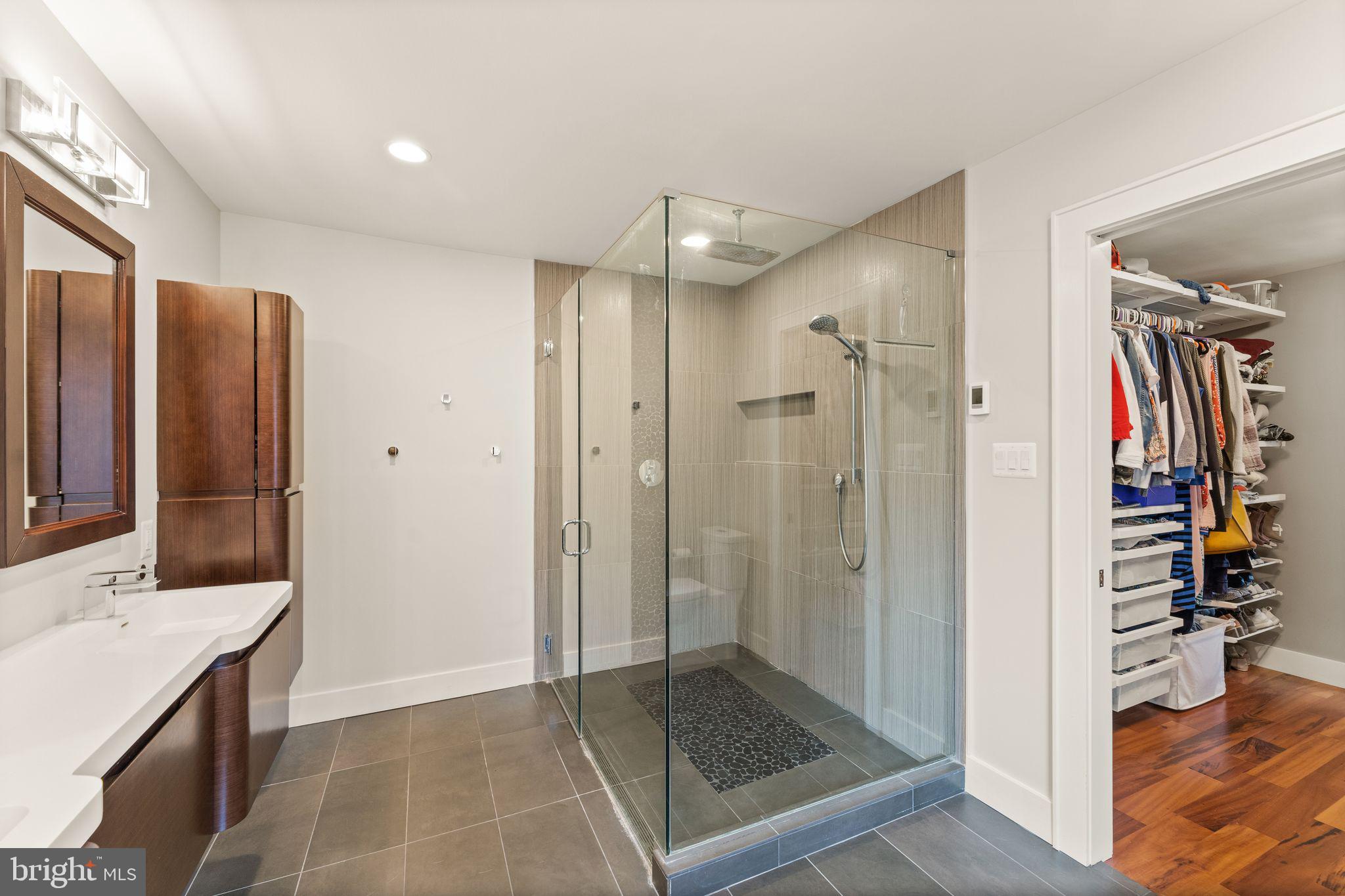 1803 Wainwright Drive Reston, VA 20190 - Photo 30 of 61 Primary Bathroom