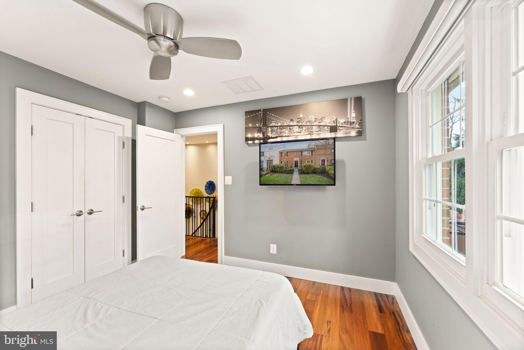 1803 Wainwright Drive Reston, VA 20190 - Photo 35 of 61 Bedroom #1