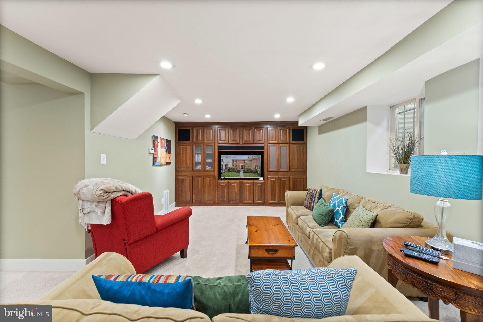 1803 Wainwright Drive Reston, VA 20190 - Photo 45 of 61 Recreation Room