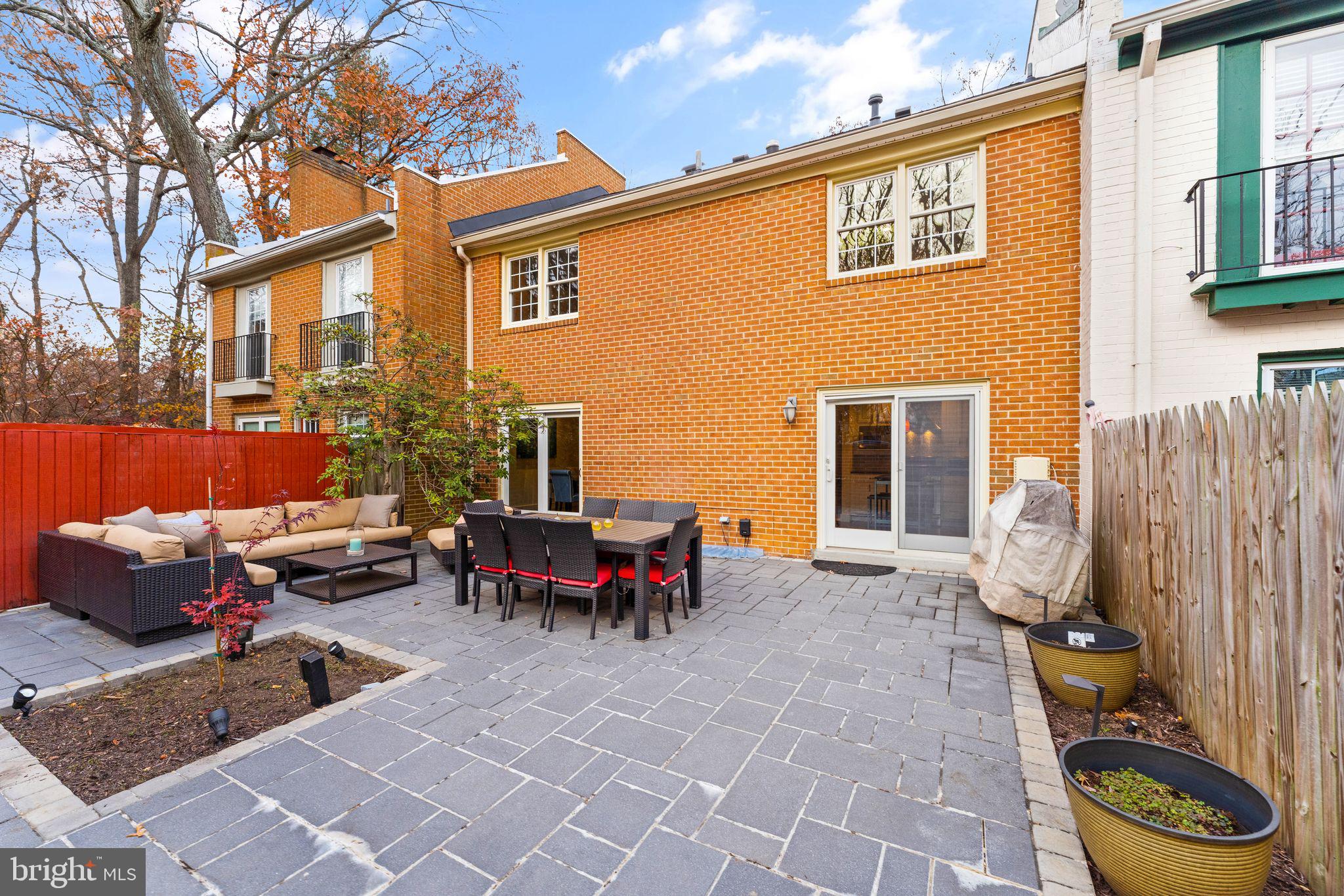 1803 Wainwright Drive Reston, VA 20190 - Photo 52 of 61 Patio
