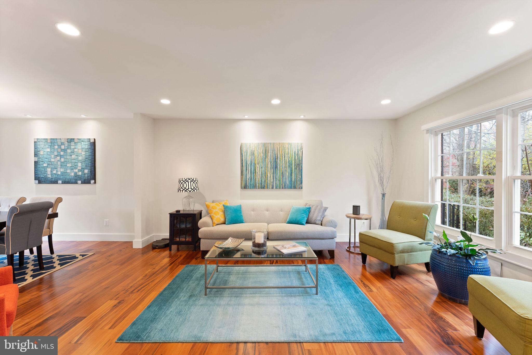 1803 Wainwright Drive Reston, VA 20190 - Photo 8 of 61 Family Room