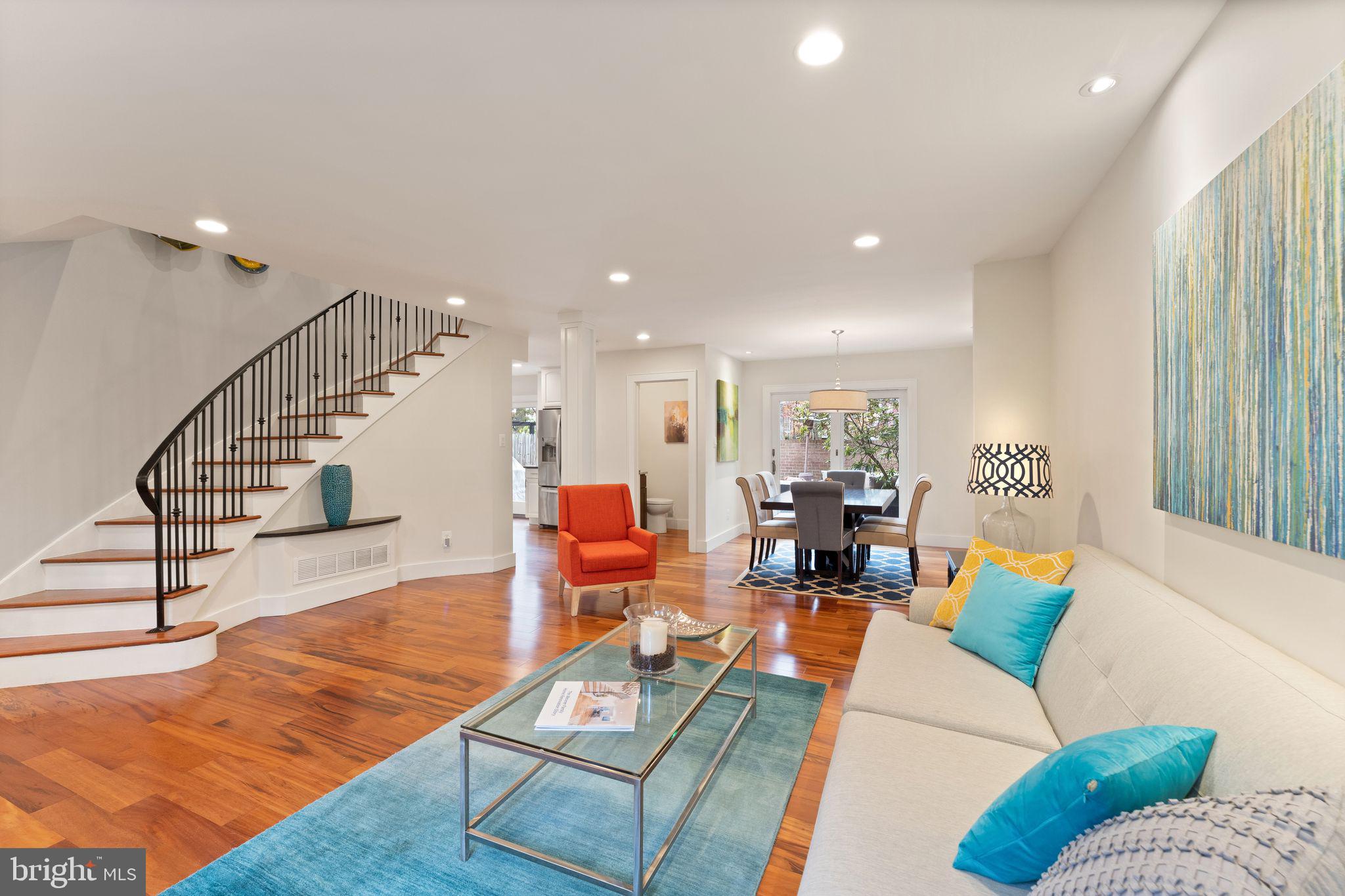 1803 Wainwright Drive Reston, VA 20190 - Photo 9 of 61 Family Room