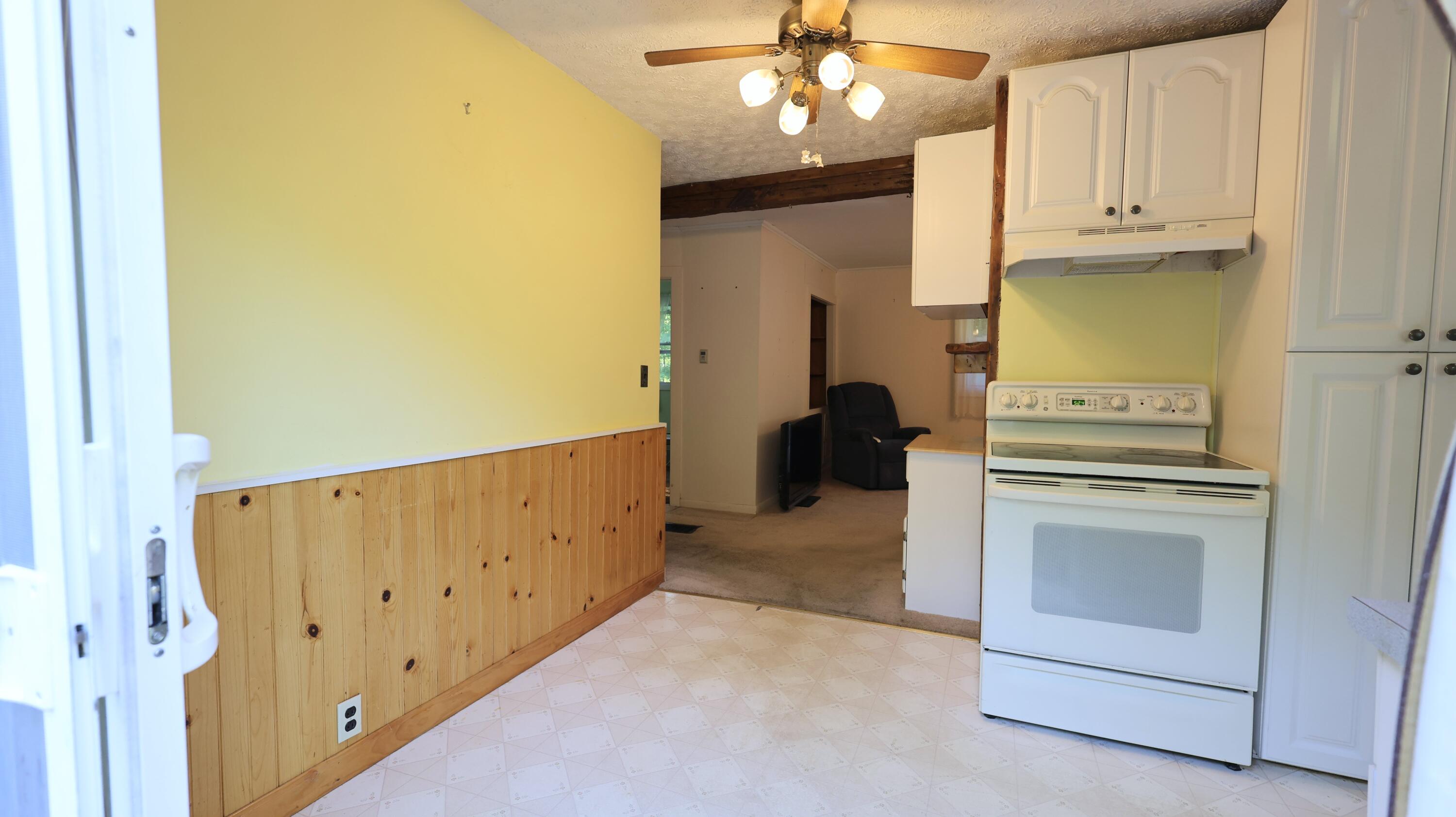 157 Kelley Road Pittston, ME 04345 - Photo 18 of 73 IMG_6170