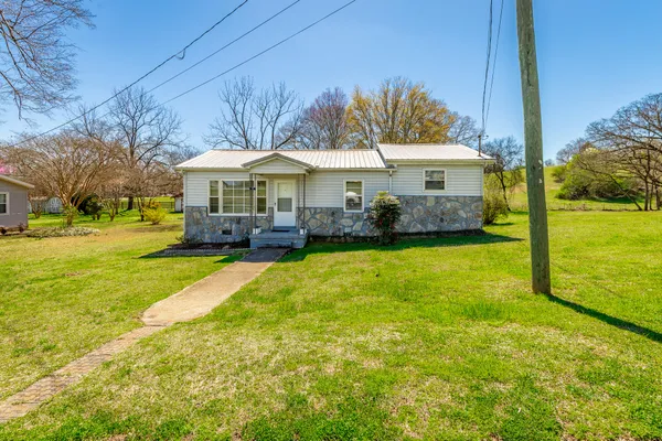 $189,900 | 55 Rutledge Street, Chickamauga, GA 30707